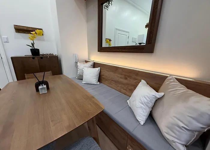 Gramercy - Wake Up Above The Lights Penthouse *