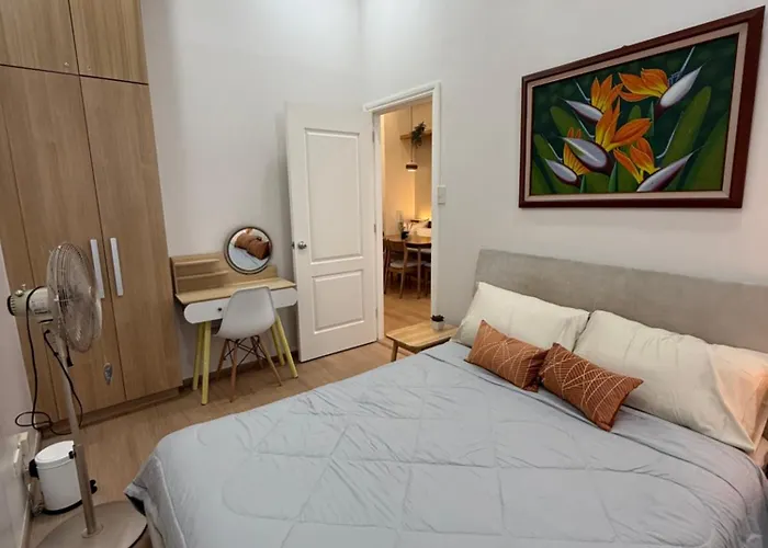 Apartment Gramercy - Wake Up Above The Lights Penthouse Manila