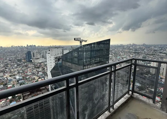Apartment Gramercy - Wake Up Above The Lights Penthouse Manila